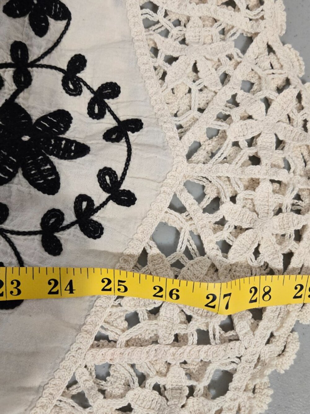 Oliver/ Anthropologie Crochet Lace with Black embroidery tunic large Boho Hippie - Picture 11 of 11